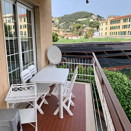 Apartment Angelita - 300m Dalla Con Parcheggio Vallecrosia